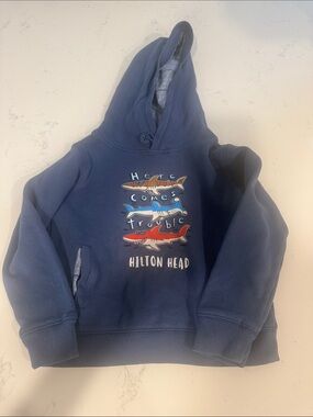 Hilton head here comes trouble sweater kids 3-4 yr old like new